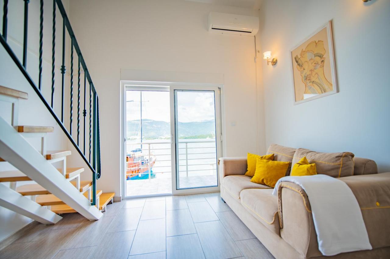 Apartmani Bonaca Тиват Екстер'єр фото